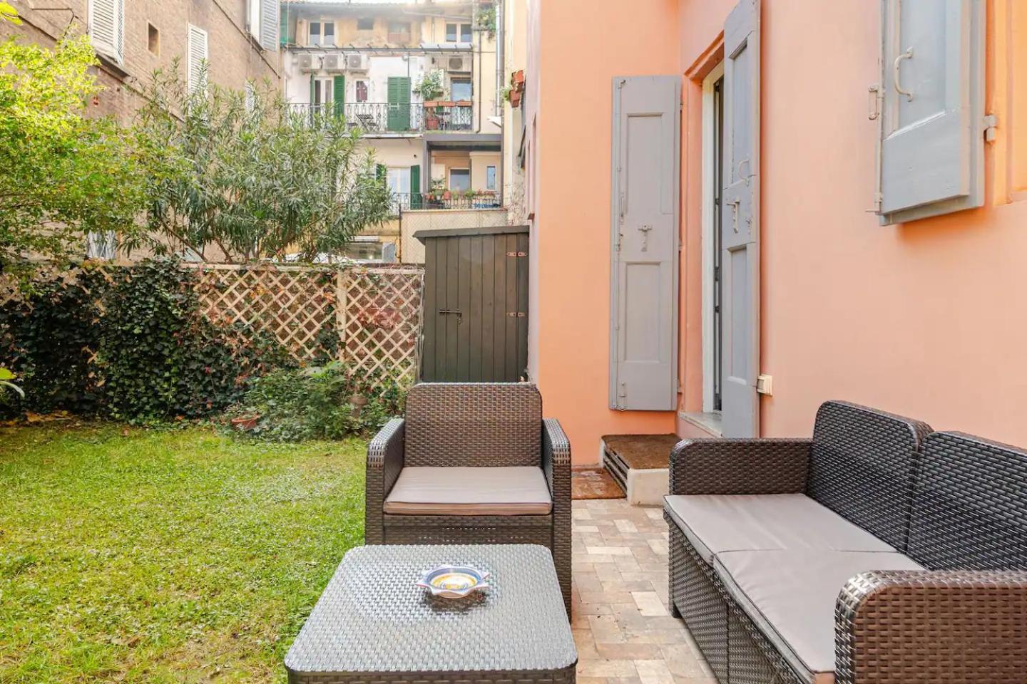 Oasis In The Centre Of Bologna Apartment Exterior photo