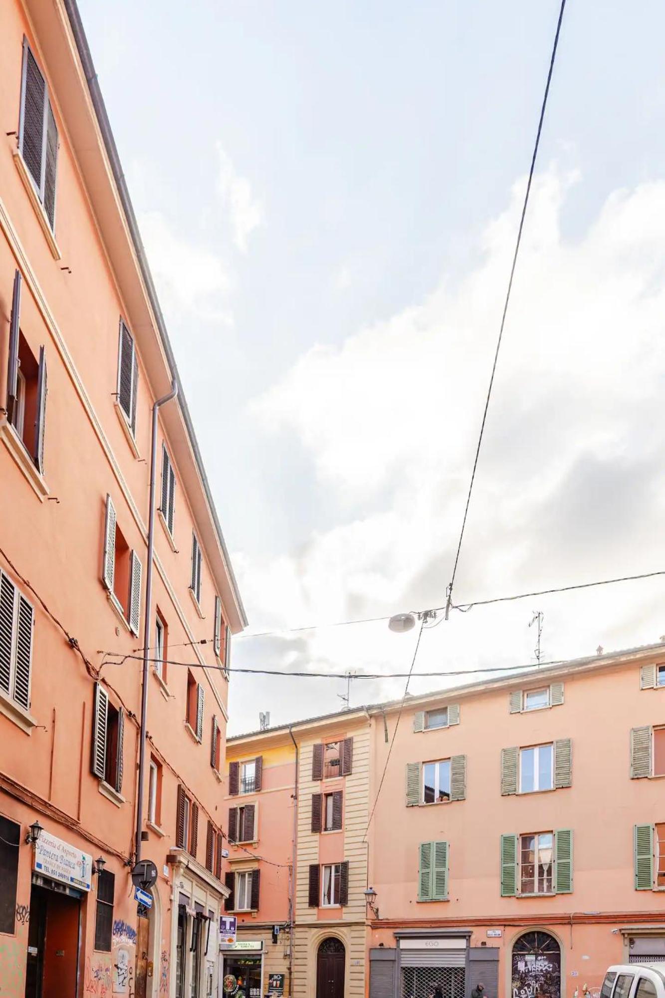 Oasis In The Centre Of Bologna Apartment Exterior photo